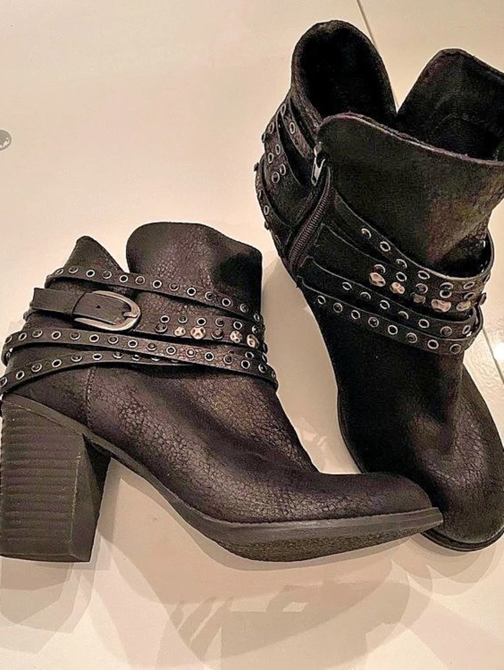 NRLB0247-001 Black Studded Ankle Boots